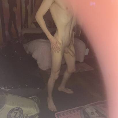 YOUR FAVOURITE CUMSLUT💦