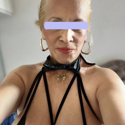 Hot Colombian MILF