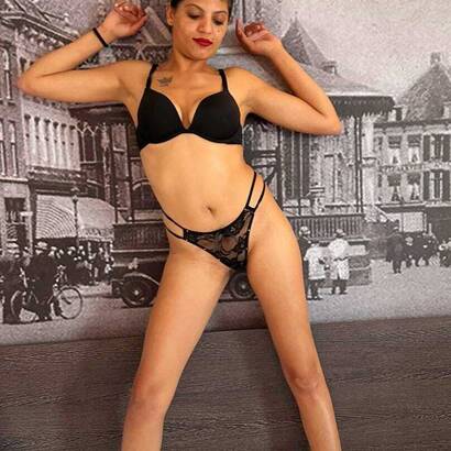 Elena, 25 – Hot Brunette, Wild N