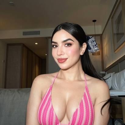 Yasmin Prada