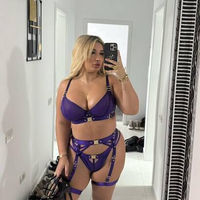 New Silicon tits Bomb Escort