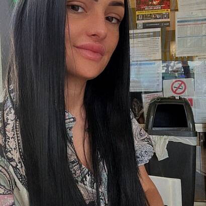 Maya new în Schoten