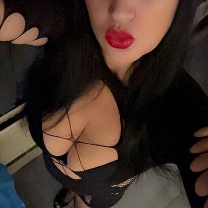 MILF Caroline Anaal Hot