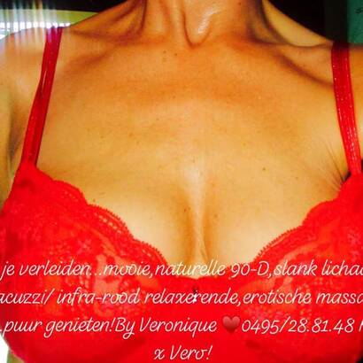 Veronique,met naturelle 90-D!