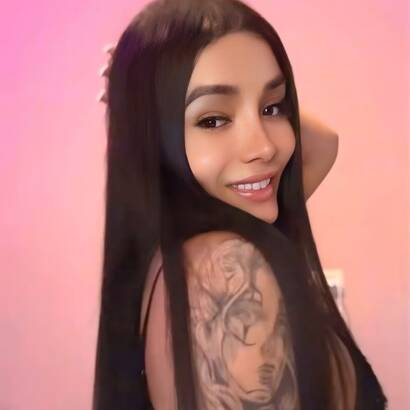 Anghela transsexual Party Girl