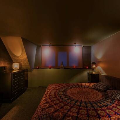 7/7 Machiavelly Salon & Lounge