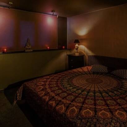 7/7 Machiavelly Salon & Lounge