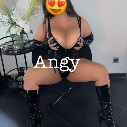 Angy beautiful latina