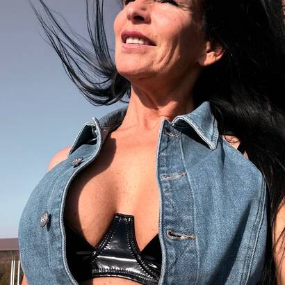 Sandra Flame X Not For Everyone…