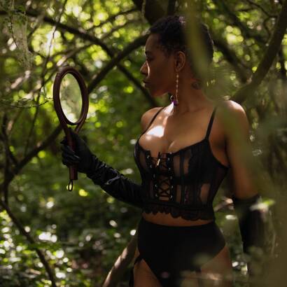 Nkolika\'s Sensual Holistic Way