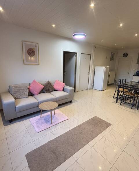 Kamer verhuur - room for rent