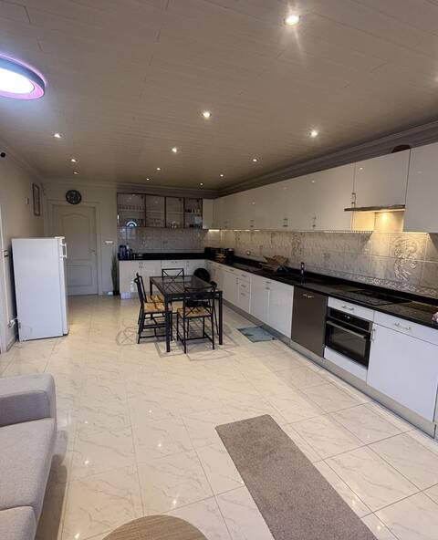 Kamer verhuur - room for rent