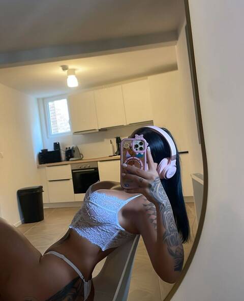 Mirela índia brasileira