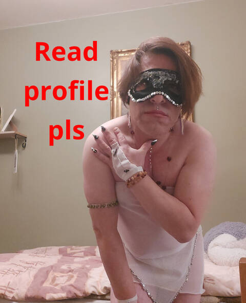 I love dick read bio pls