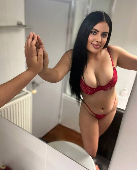 New Andreea full services without condom