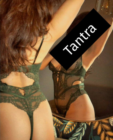 TANTRA MASSAGE