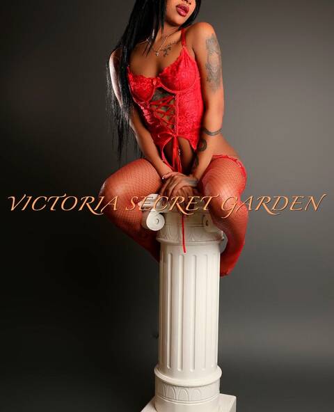 Victoria Secret Garden