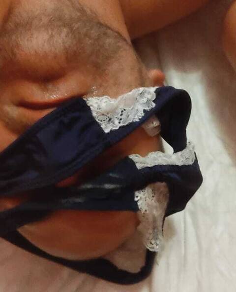 Le voisin pervers est de retour