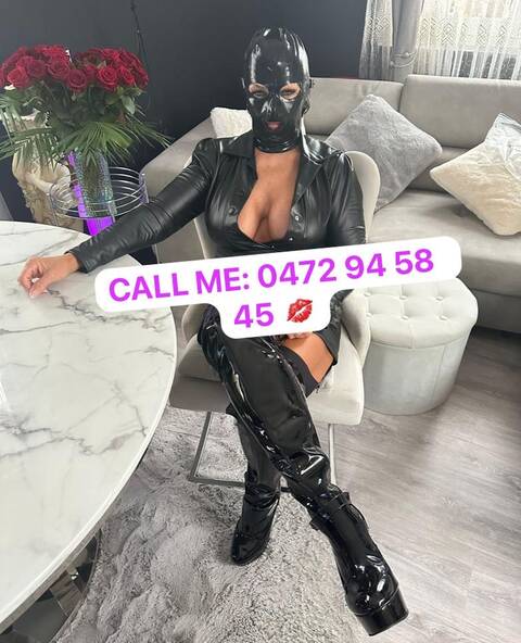 ILONA  MATURE - MILF