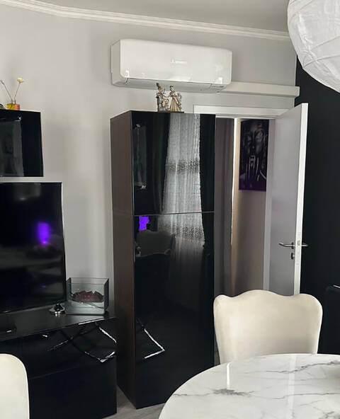 ILONA  MATURE - MILF