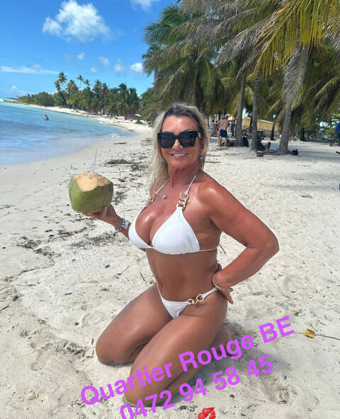 ILONA  MATURE - MILF