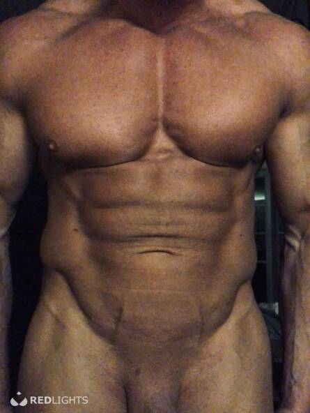 Tom.Gymlover
