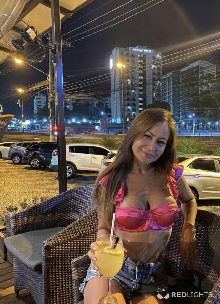 Karine Liz