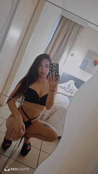 Melissa skinny