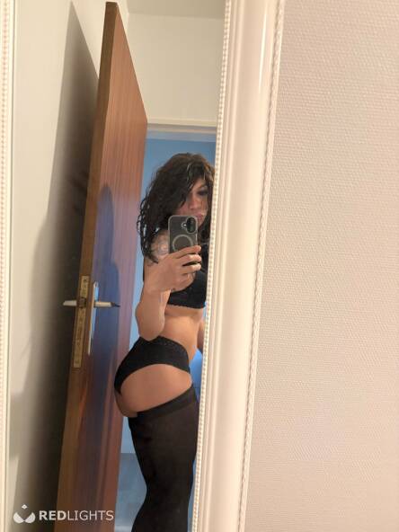 Asian  Sletje Hoertje