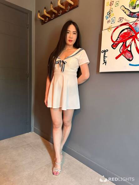 Yiyi