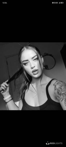 Eva new in town