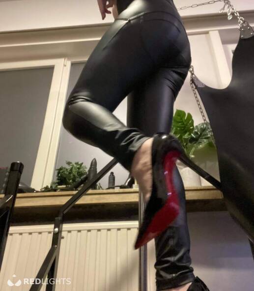 Meesteres Katharina / Dokter Amara