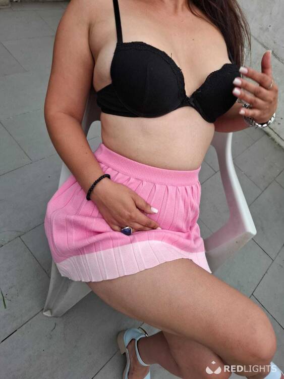 Escort Melanie