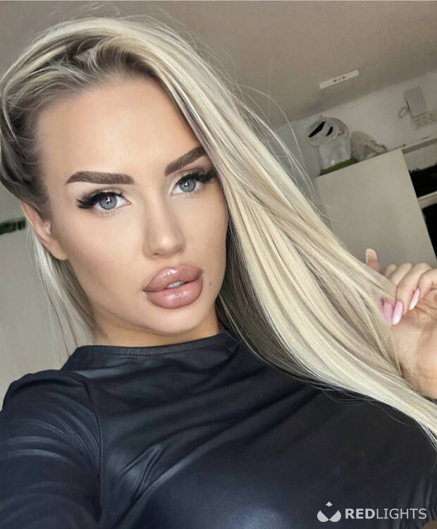 Escort Inna