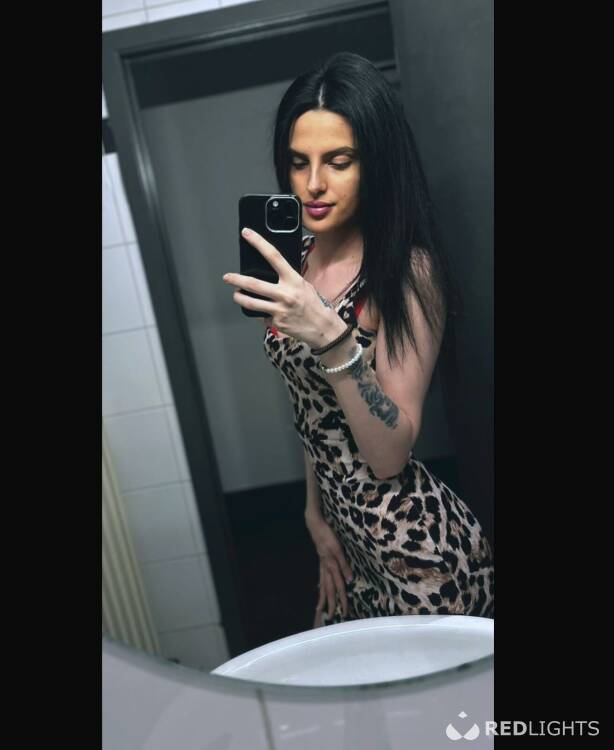 Escort Iasmina