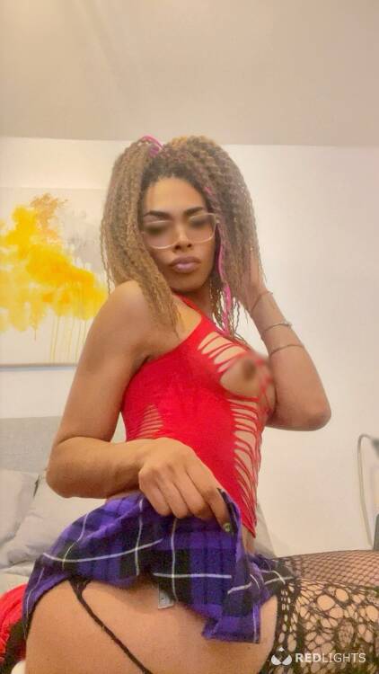 Priv&eacute; ontvangst Nicki Hot