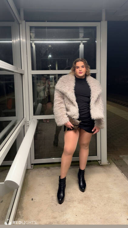 Escort Gurly shirley