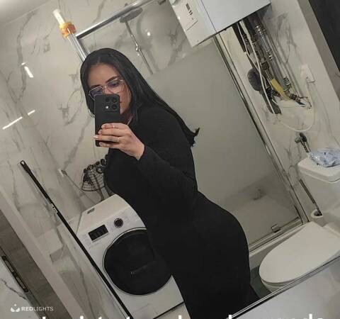 Escort Nayara