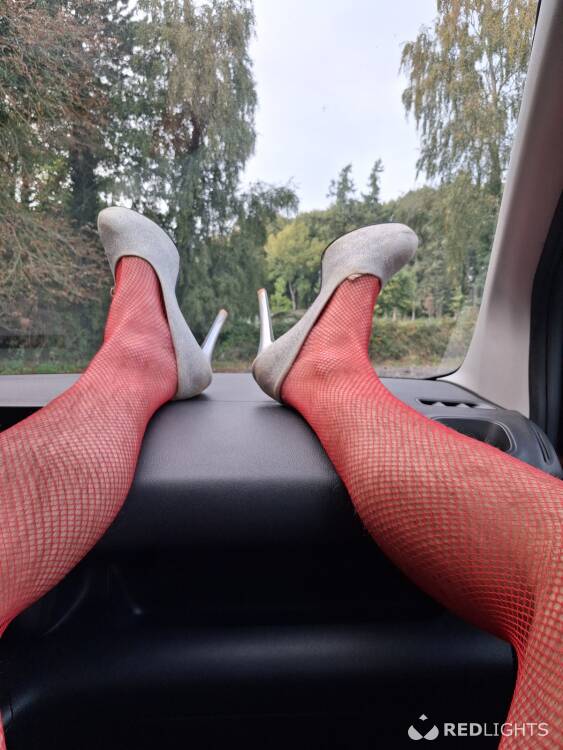 Swingers Zoë