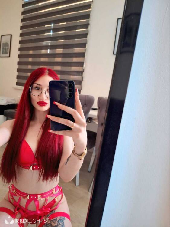 Escort Aysha