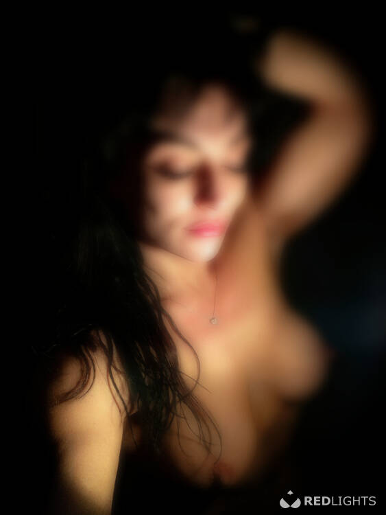 Escort Elena Fansastique