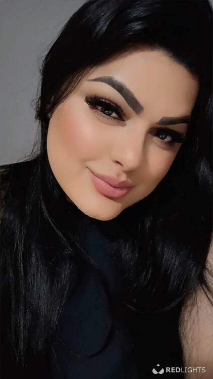 Priv&eacute; ontvangst Maya hot