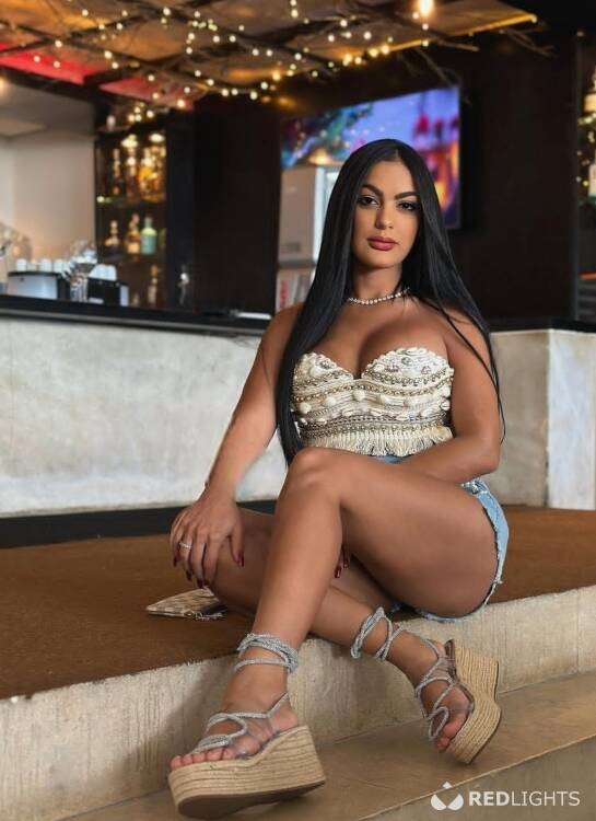 Priv&eacute; ontvangst Maya hot