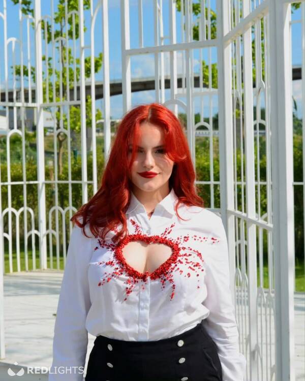 Escort Cristyna Ioanna