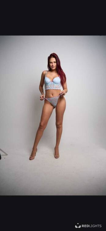Escort Deea