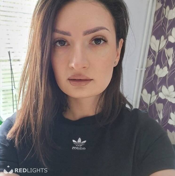 Escort Desi