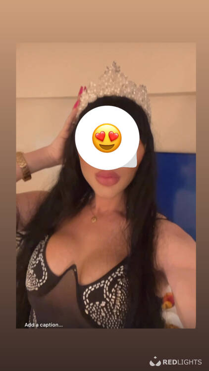 Privé ontvangst Nensi trans now
