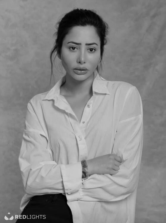 Escort Nanda