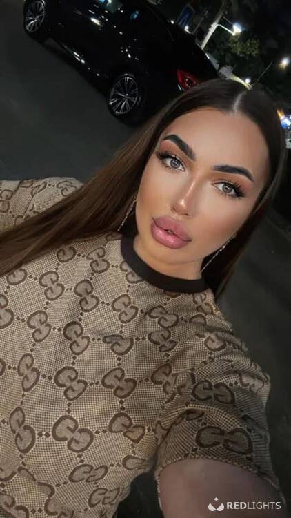 Escort Adriana