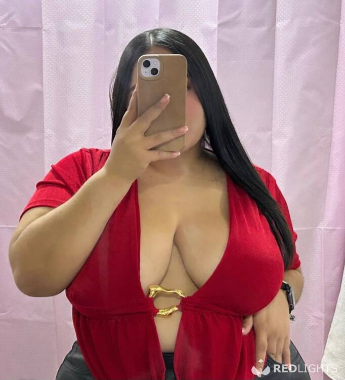Privé ontvangst EMILLY LA DÉESSE DE L\'ANAL